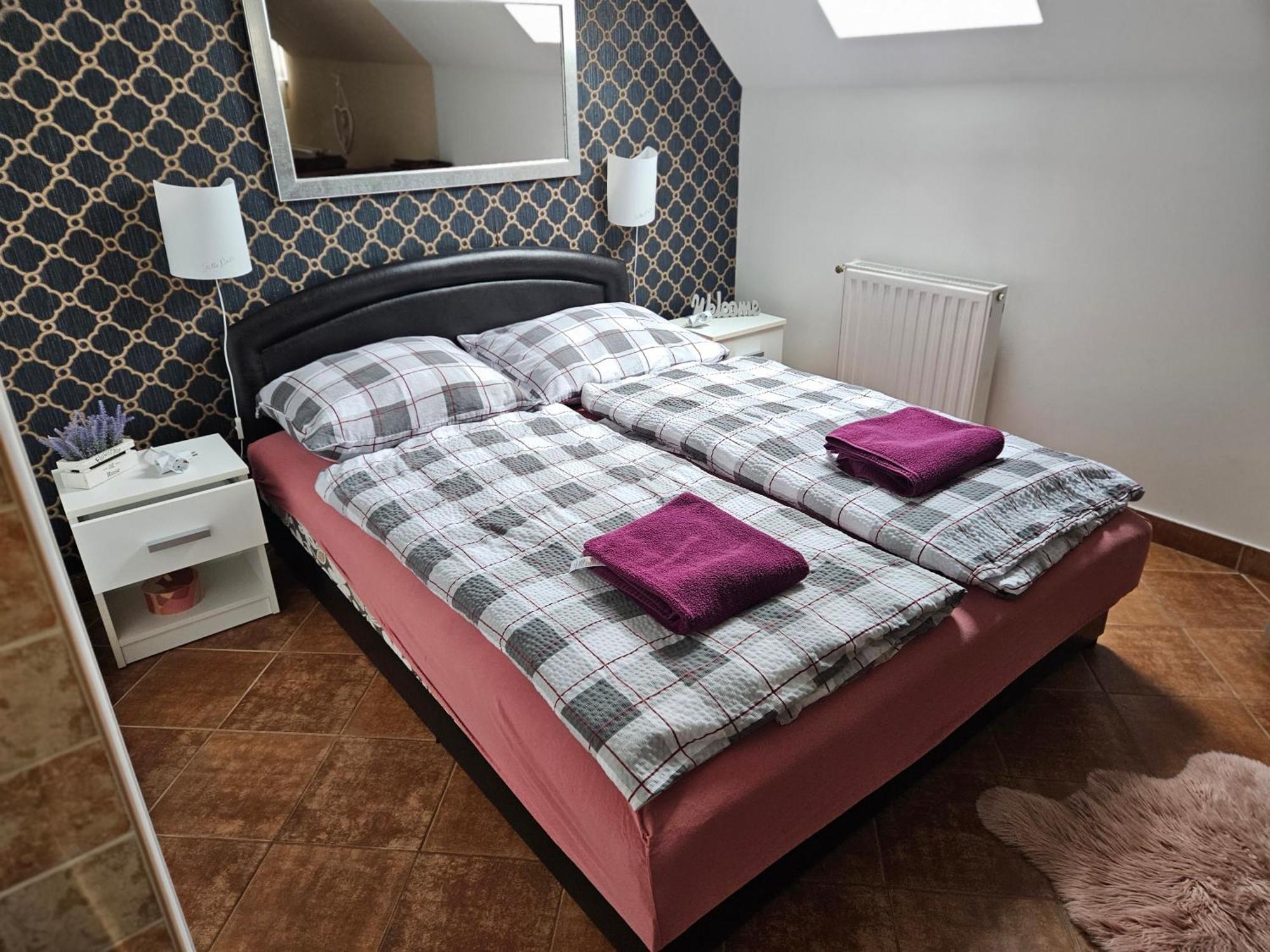 Hajdúszoboszló Greta Apartman מראה חיצוני תמונה