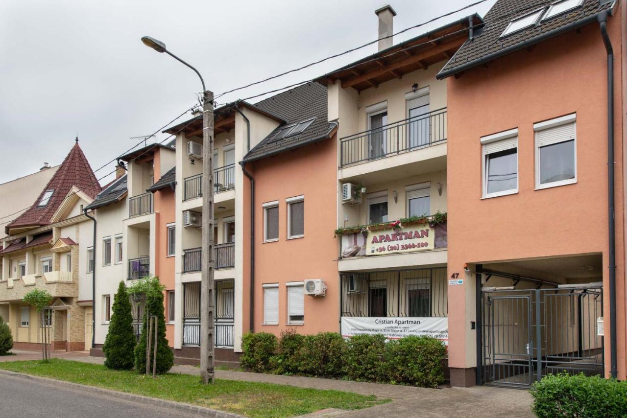 Hajdúszoboszló Greta Apartman מראה חיצוני תמונה